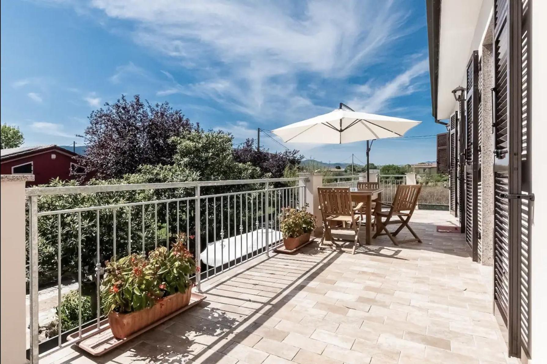Oasi Di Pace Sarzana Villa Luni Exterior photo